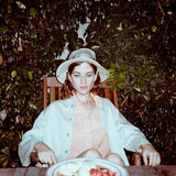 I leave here by the pool: Apricot